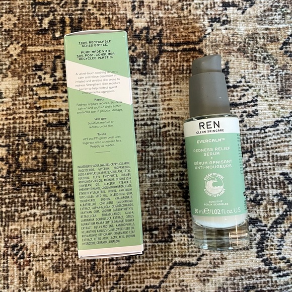 Ren Clean Skincare Evercalm Redness Relief Serum - Full Size 1.02 fl oz - Picture 2 of 3